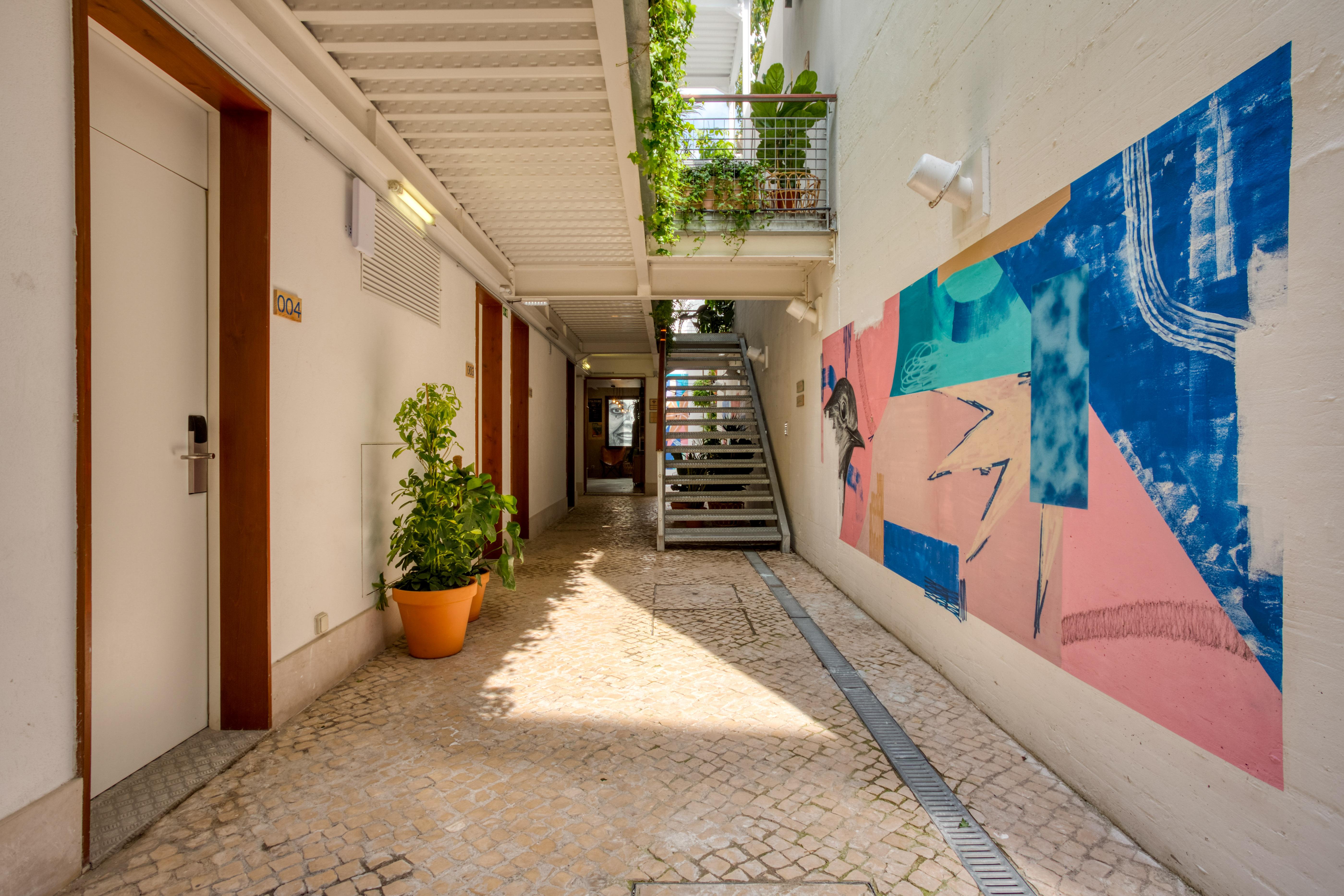 Albergue Selina Secret Garden Lisboa Exterior foto